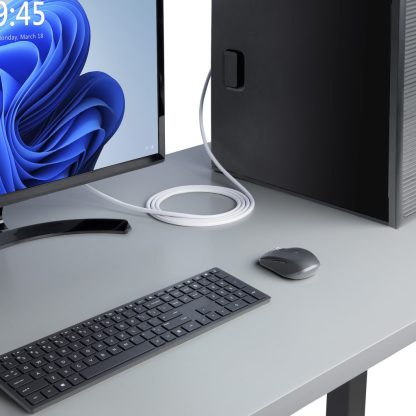 StarTech.com 10ft (3m) White VESA Certified DisplayPort 1.2 Cable, 4K 60Hz, 21.6Gbps, Latching DP Connectors, DP 1.2 DisplayPort - Image 4