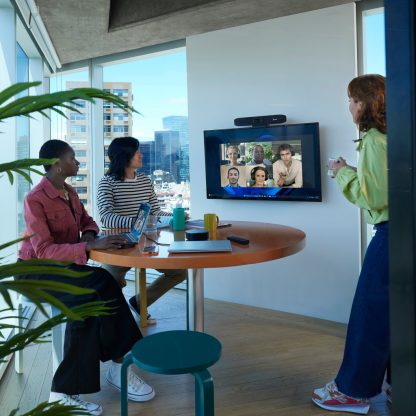POLY Studio R30 USB Video Bar - Image 14