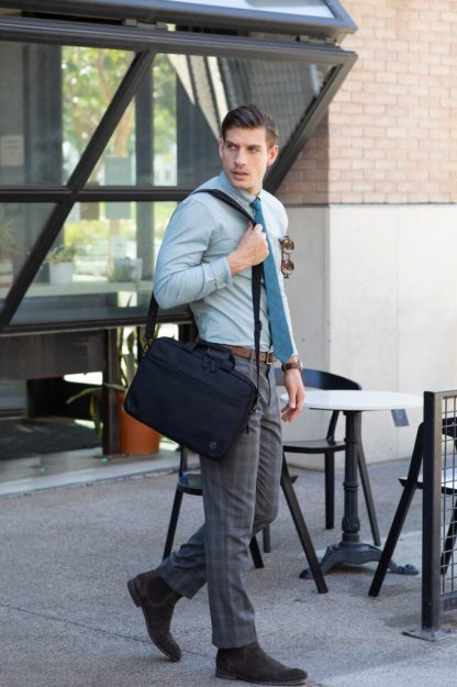 HP Renew Business 14.1-inch Laptop Bag - Image 8