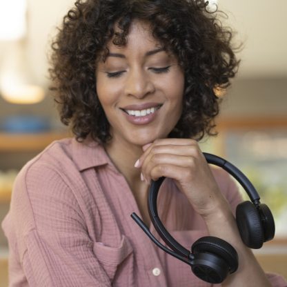 POLY Voyager 4320 UC Stereo USB-A Headset +BT700 USB-A Adapter +Charging Stand - Image 14