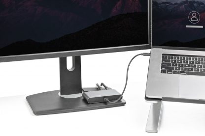 StarTech.com Thunderbolt 3 Mini Dock - Portable Dual Monitor Docking Station w/HDMI 4K 60Hz, 2x USB-A Hub (3.0/2.0), GbE - 11in/ - Image 7