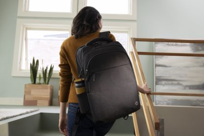 HP Renew Business 17.3-inch Laptop Backpack - Image 5