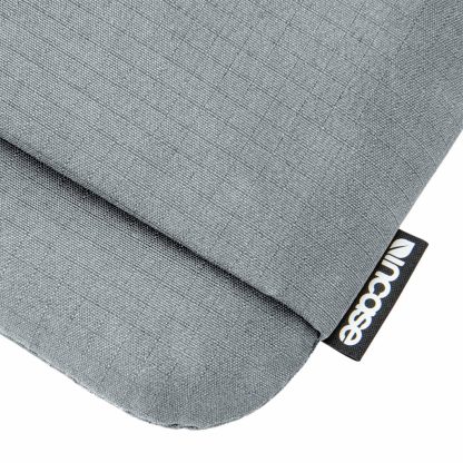 Incase Go Sleeve for Up to 14" Laptop - Image 7