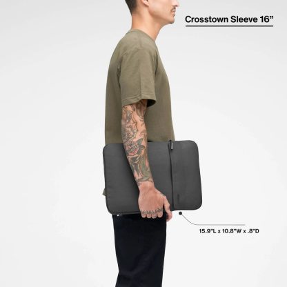 Incase Crosstown Sleeve with Woolenex for 16-inch Laptop - Image 6