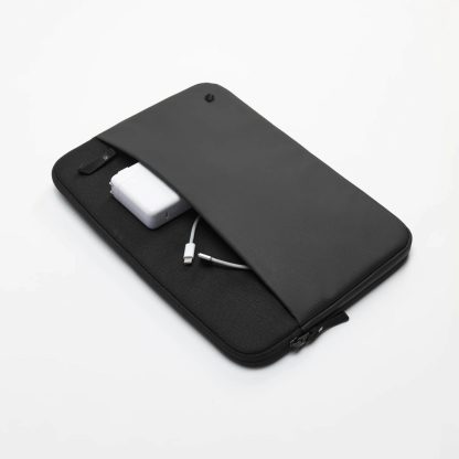Incase A.R.C. Sleeve With ReSpun 100% Recycled Polyester for 14-inch Laptop (M1-M4, 2021-2024) - Image 2