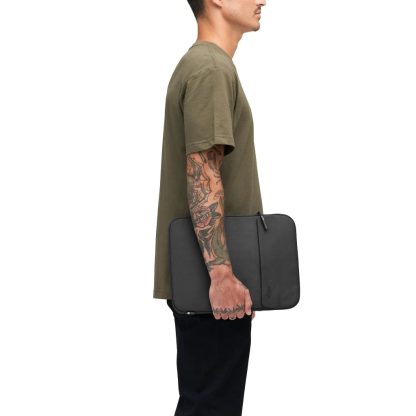 Incase Crosstown Sleeve with Woolenex for 14-inch Laptop - Image 3