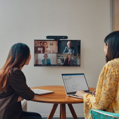 Poly Studio R30 USB Video Bar - Image 5